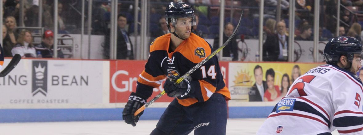 Pack Sign Forward Tommy Thompson to PTO